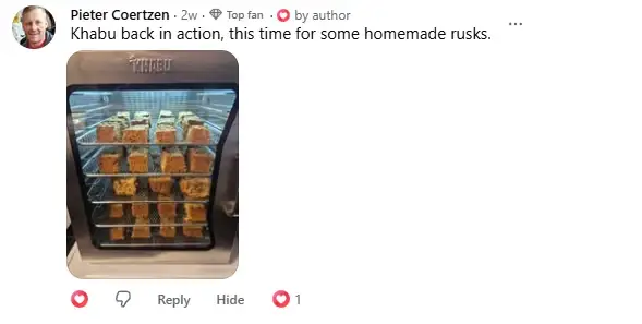 Facebook comment from Pieter Coertzen with a photo of rusks on the trays: Khabu back in action, this time for some homemade rusks.