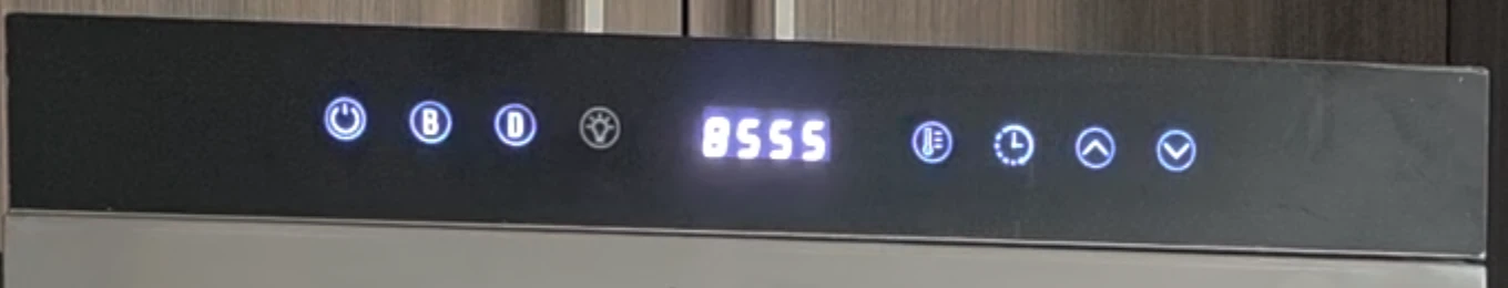 Digital biltong and dehydrating controls on the KK12 Biltong Boss showing the 96 hour timer